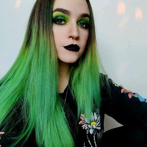 Meet your Posher, Ariana